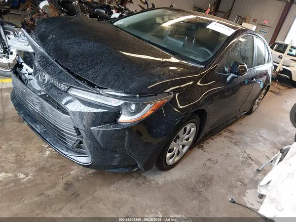 JTDB4MEE0PJ010167 — 2023 Toyota Corolla, фото 2 с аукциона IAAI, Передняя часть