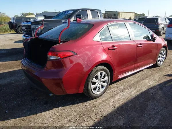 5YFB4MDE3RP175646 — 2024 Toyota Corolla, фото 4 с аукциона IAAI, Повреждения со всех сторон