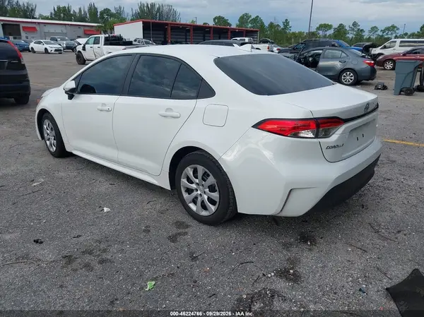 5YFB4MDE4RP225650 — 2024 Toyota Corolla, фото 3 с аукциона IAAI, Подтопление