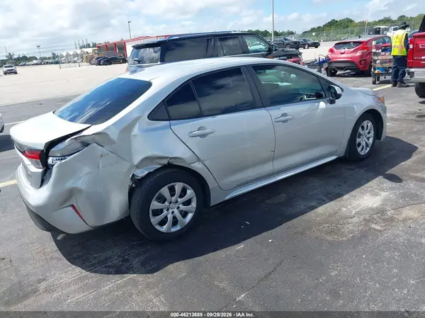 5YFB4MDE9SP238254 — 2025 Toyota Corolla, фото 4 с аукциона IAAI, Правый бок