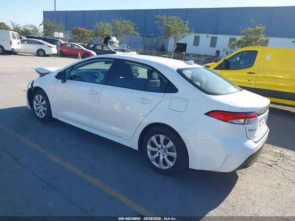 5YFB4MDE8SP283556 — 2025 Toyota Corolla, фото 3 с аукциона IAAI, Передняя часть