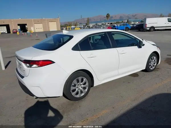 5YFB4MDE8SP283556 — 2025 Toyota Corolla, фото 4 с аукциона IAAI, Передняя часть