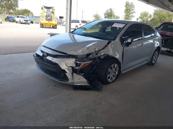 JTDBCMFE0S3095641 — 2025 Toyota Corolla, фото 2 с аукциона IAAI, Повреждения со всех сторон
