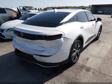 2023 Toyota Crown Limited VIN JTDAAAAF2P3015750 фото 4