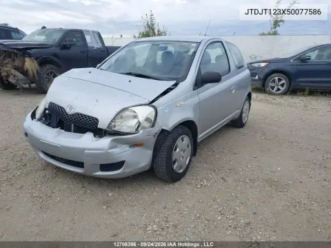 2005 Toyota Echo VIN JTDJT123X50077586 фото 2