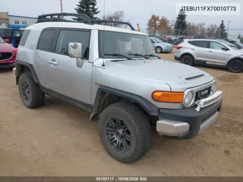 JTEBU11FX70010773 — 2007 Toyota FJ Cruiser, Правая сторона, фото до ремонта