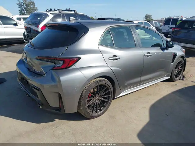 JTNABAAE2SA021942 — 2025 Toyota Gr Corolla Premium Plus, фото 4 с аукциона IAAI 14.10.2026, Передняя часть слева