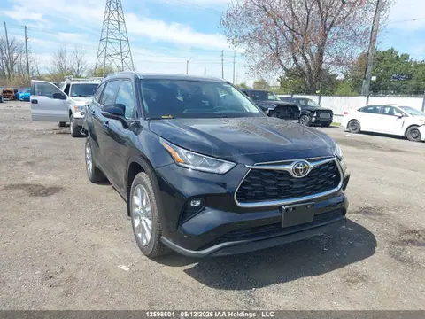 5TDXBRCH1TS695038 — 2026 Toyota Highlander Hybrid Hybrid, Задняя часть (Rear), фото до ремонта