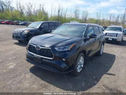2026 Toyota Highlander Hybrid Hybrid VIN 5TDXBRCH1TS695038 фото 2