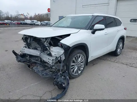2023 Toyota Highlander Hybrid Limited VIN 5TDEBRCH8PS110923 фото 2