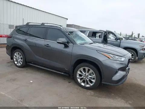 5TDXBRCH7RS617842 — 2024 Toyota Highlander Hybrid Limited, Передняя часть (Front End), фото до ремонта