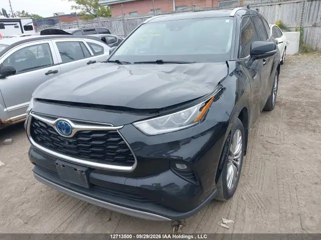 5TDEBRCH8LS007706 — 2020 Toyota Highlander Hybrid Platinum, фото 2 с аукциона IAAI 14.10.2026, Угон