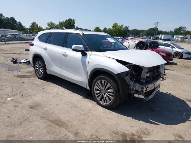 2023 Toyota Highlander Hybrid Platinum VIN 5TDFARAH7PS020432 фото 1