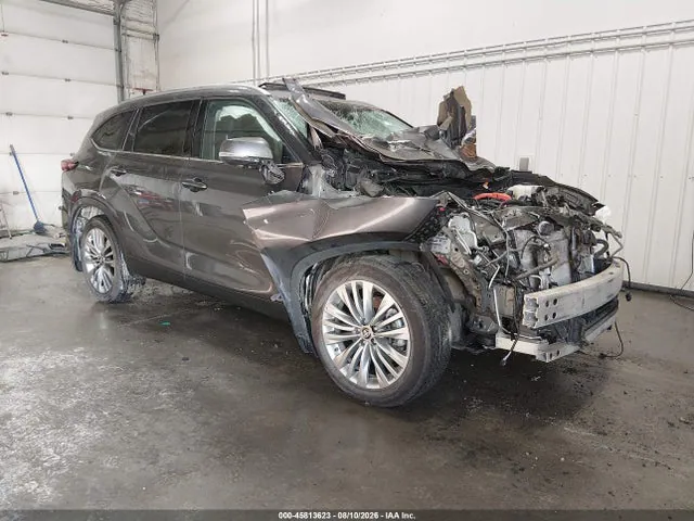 2024 Toyota Highlander Hybrid Platinum VIN 5TDEBRCH9RS633323 фото 1