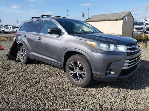 2019 Toyota Highlander Le Plus VIN 5TDBZRFH4KS716030 фото 1