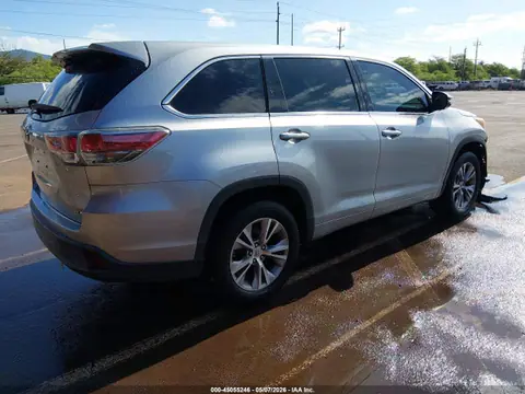 2015 Toyota Highlander Le V6 VIN 5TDZKRFH8FS115907 фото 4