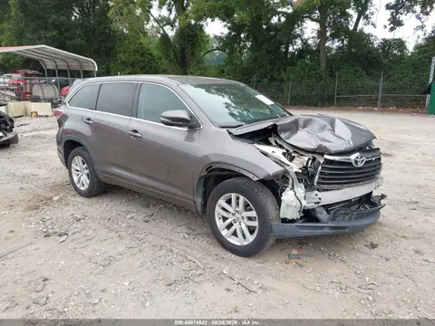 5TDZARFH2ES007042 — 2014 Toyota Highlander LE, Передняя часть (Front End), фото до ремонта