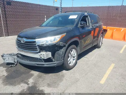 2016 Toyota Highlander Le VIN 5TDZARFH0GS021671 фото 2