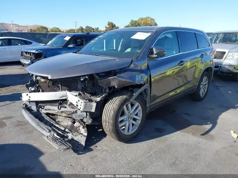 2016 Toyota Highlander Le VIN 5TDZARFH3GS020661 фото 2