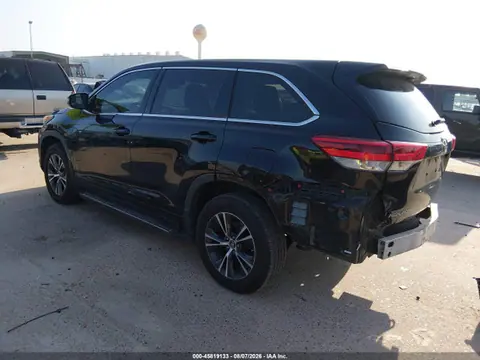 2017 Toyota Highlander Le VIN 5TDBZRFH1HS409021 фото 3