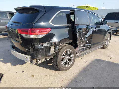 2017 Toyota Highlander Le VIN 5TDBZRFH1HS409021 фото 4