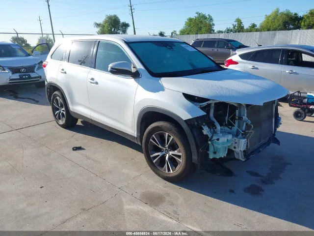 2019 Toyota Highlander Le VIN 5TDZARFH1KS049309 фото 1