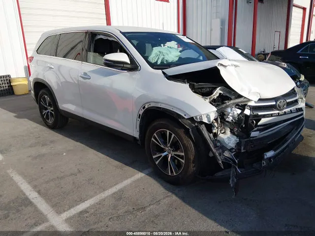 2019 Toyota Highlander Le VIN 5TDZARFH7KS050447 фото 1