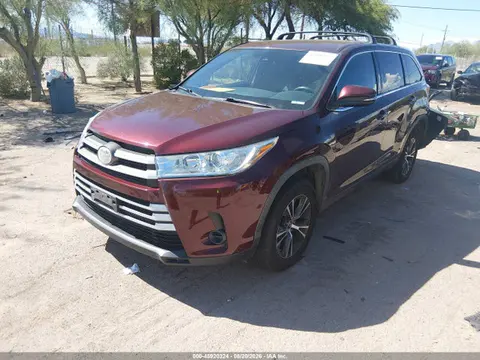 2019 Toyota Highlander Le VIN 5TDZZRFH6KS330529 фото 2