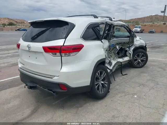 5TDZZRFH9KS290527 — 2019 Toyota Highlander LE, фото 4 с аукциона IAAI 14.10.2026, Правый бок