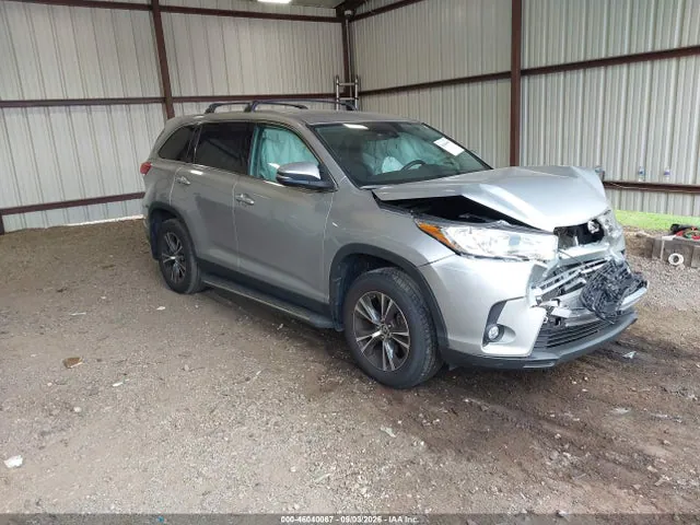 2019 Toyota Highlander Le VIN 5TDBZRFH6KS924779 фото 1