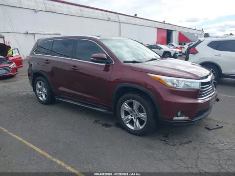 5TDDKRFH2ES027900 — 2014 Toyota Highlander Limited Platinum V6, Биологическая или химическая опасность (Biohazard), фото до ремонта