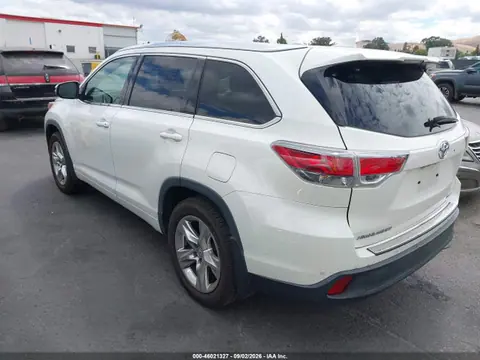 2015 Toyota Highlander Limited Platinum V6 VIN 5TDDKRFH3FS100774 фото 3