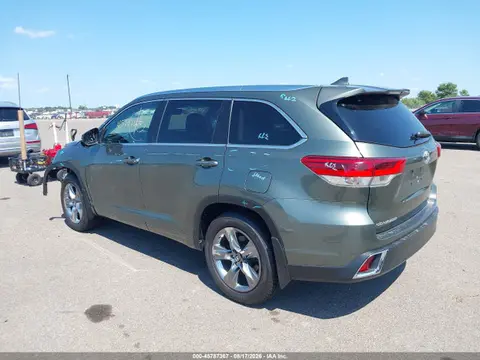 2019 Toyota Highlander Limited Platinum VIN 5TDDZRFH3KS987931 фото 3