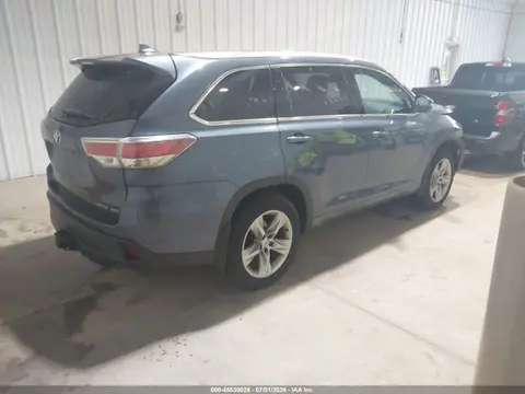 2015 Toyota Highlander Limited V6 VIN 5TDDKRFH6FS182189 фото 4