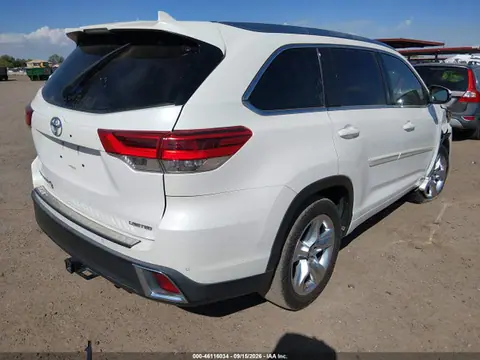2017 Toyota Highlander Limited VIN 5TDYZRFH4HS204805 фото 4