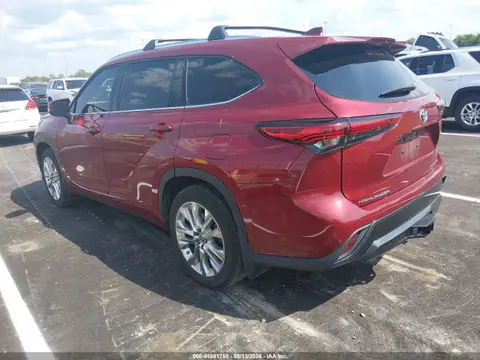 2022 Toyota Highlander Limited VIN 5TDDZRBH2NS236684 фото 3