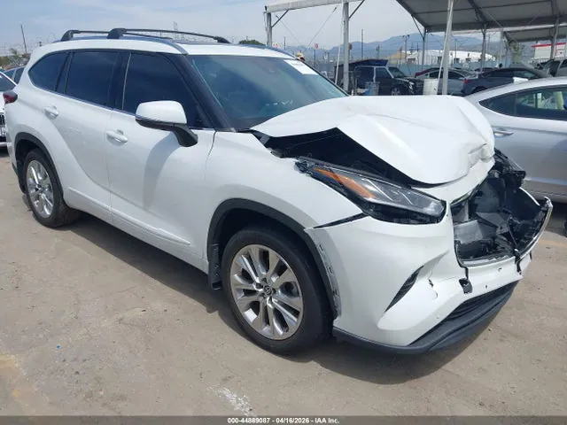 2023 Toyota Highlander Limited VIN 5TDKDRBH6PS013945 фото 1