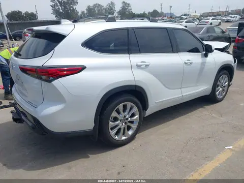 2023 Toyota Highlander Limited VIN 5TDKDRBH6PS013945 фото 4