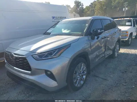 2025 Toyota Highlander Limited VIN 5TDKDRBH9SS592907 фото 2
