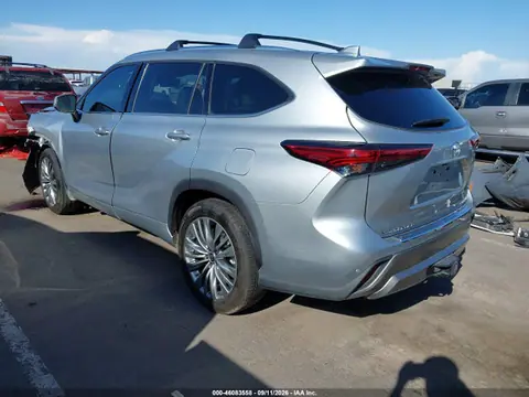 2021 Toyota Highlander Platinum VIN 5TDFZRAH1MS085118 фото 3