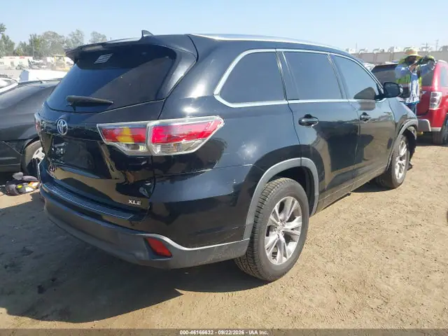 5TDKKRFH7FS100297 — 2015 Toyota Highlander XLE V6, фото 4 с аукциона IAAI 14.10.2026, Передняя часть