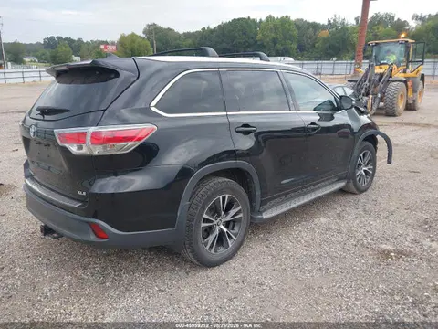 2016 Toyota Highlander Xle V6 VIN 5TDKKRFH1GS503967 фото 4