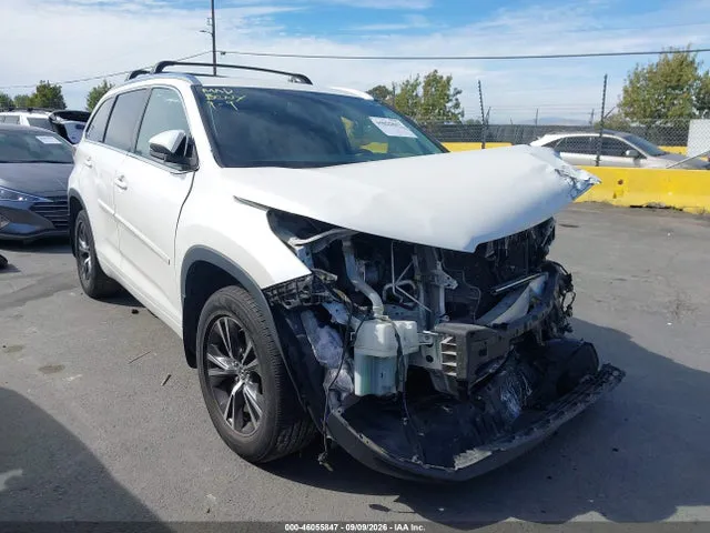 2016 Toyota Highlander Xle V6 VIN 5TDJKRFH4GS343112 фото 1