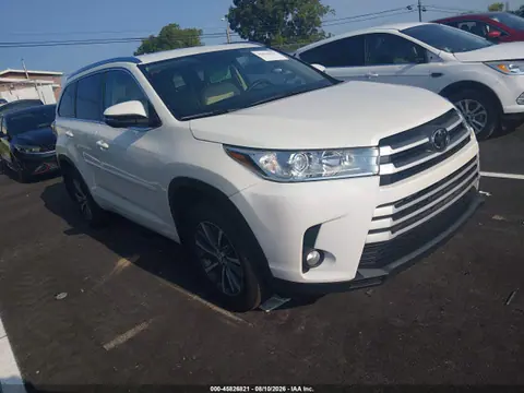 2017 Toyota Highlander Xle VIN 5TDJZRFH0HS394796 фото 1