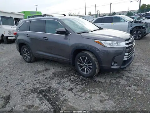 5TDJZRFHXHS483467 — 2017 Toyota Highlander XLE, Левый бок (Left Side), фото до ремонта