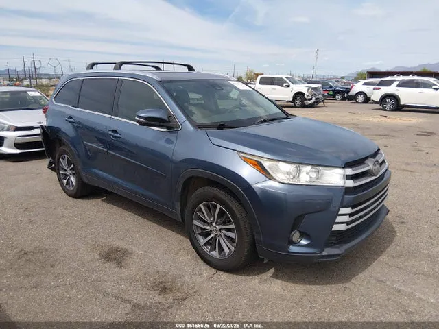 2017 Toyota Highlander Xle VIN 5TDKZRFH1HS525495 фото 1