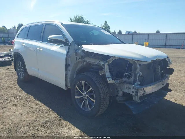 2018 Toyota Highlander Xle VIN 5TDJZRFHXJS536867 фото 1