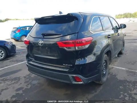 2019 Toyota Highlander Xle VIN 5TDJZRFH5KS620435 фото 4