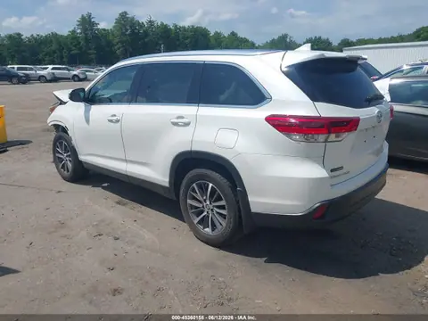 2019 Toyota Highlander Xle VIN 5TDJZRFH8KS578973 фото 3
