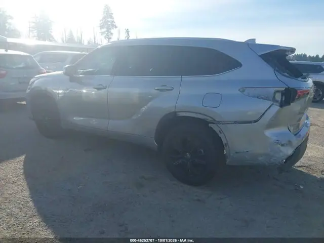 5TDGZRAH9LS502441 — 2020 Toyota Highlander XLE, фото 3 с аукциона IAAI 14.10.2026, Задняя часть